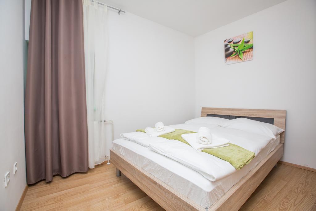 Apartment Podkoren *
